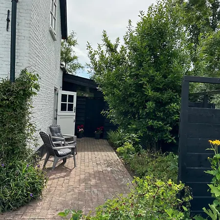 Bed & Breakfast De Perenboom Eck en Wiel